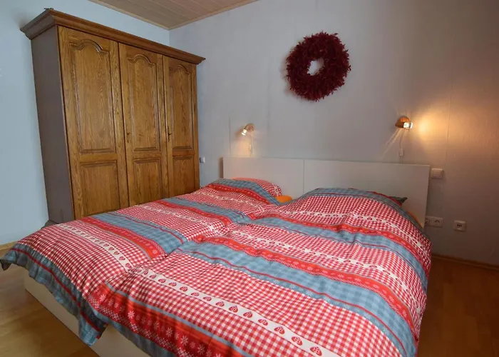 Luxurious Farmhouse Near The Ski Area بيت للعطل هيلينثال